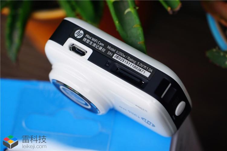 惠普LC200w迷你相機 隨貼隨拍的強大自拍能力，重新定義迷你相機